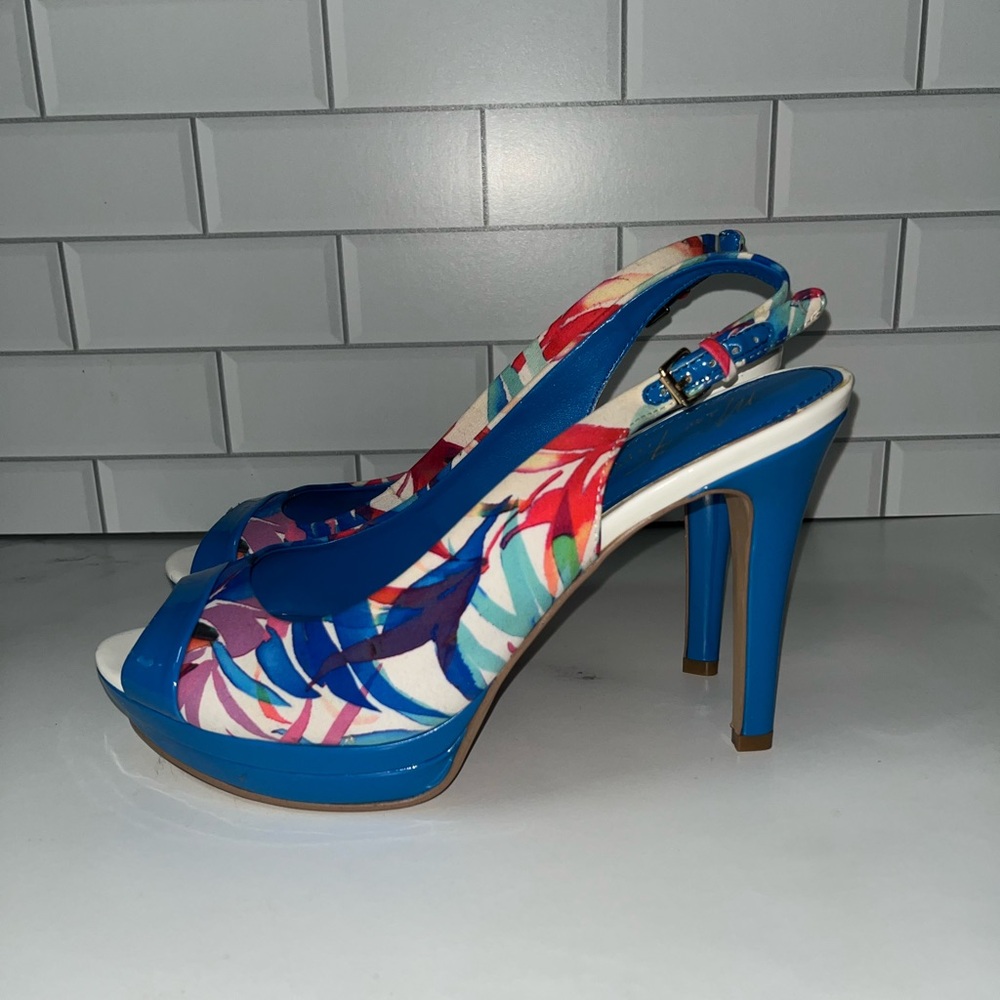 NIB Marc Fisher Melissa Heels